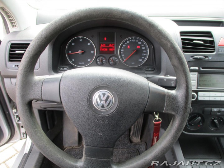Volkswagen Golf 1,9 TDi 66kw Trend Tažné 2006