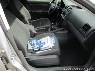 Volkswagen Golf 1,9 TDi 66kw Trend Tažné 2006