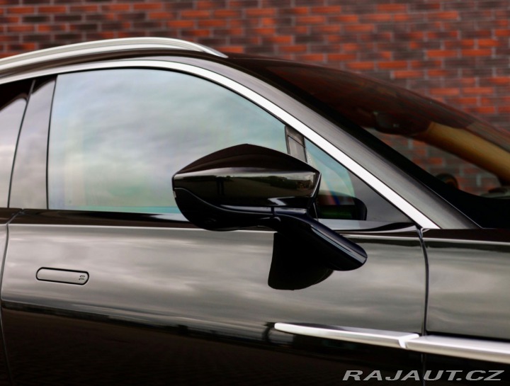 Aston Martin DBX 4.0 V8 4x4 551PS | Panor 2020