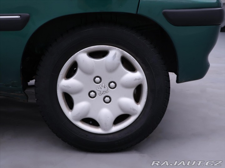 Peugeot 106 1,1 i 44kW STK 07/2026 2001