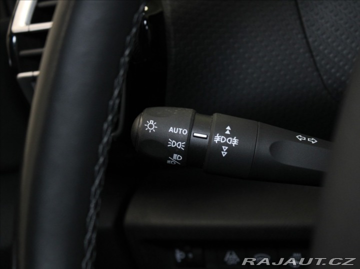 Citroën Ostatní modely ë-C4 0,1 46kWh Shine NAVI Záru 2022