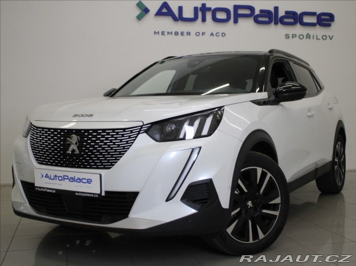 Peugeot 2008 0,1 50kWh GT-line Pano.Zá 2023