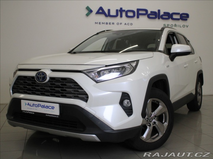 Toyota RAV4 2,5 Hybrid 4x4 1.maj.ČR T 2019