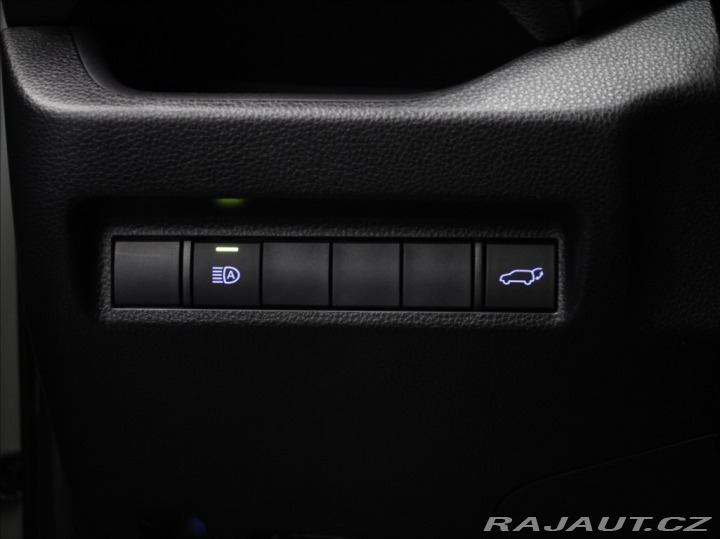 Toyota RAV4 2,5 Hybrid 4x4 1.maj.ČR T 2019