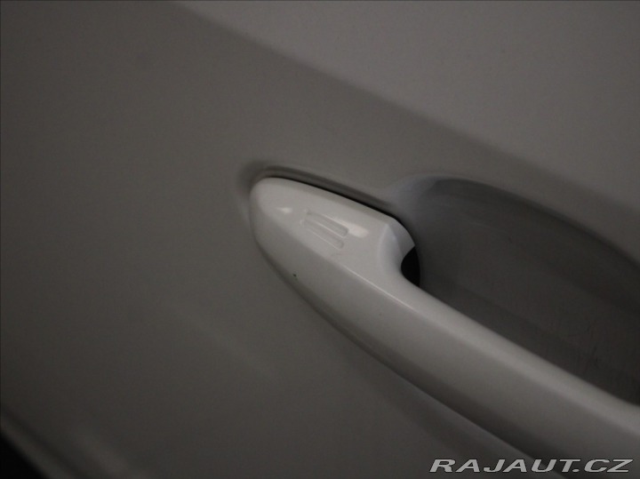 Toyota RAV4 2,5 Hybrid 4x4 1.maj.ČR T 2019