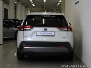 Toyota RAV4 2,5 Hybrid 4x4 1.maj.ČR T 2019