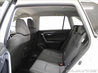 Toyota RAV4 2,5 Hybrid 4x4 1.maj.ČR T 2019