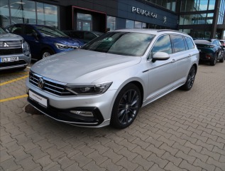 Volkswagen Passat 2,0 TDI DSG 4 MOTION R-Li