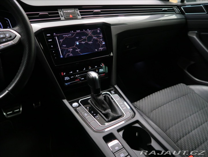 Volkswagen Passat 2,0 TDI DSG 4MOTION R-LIN 2021