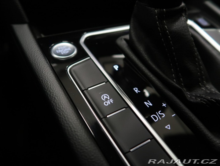 Volkswagen Passat 2,0 TDI DSG 4 MOTION R-LI 2021