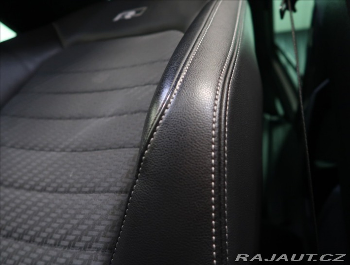 Volkswagen Passat 2,0 TDI DSG 4 MOTION R-LI 2021