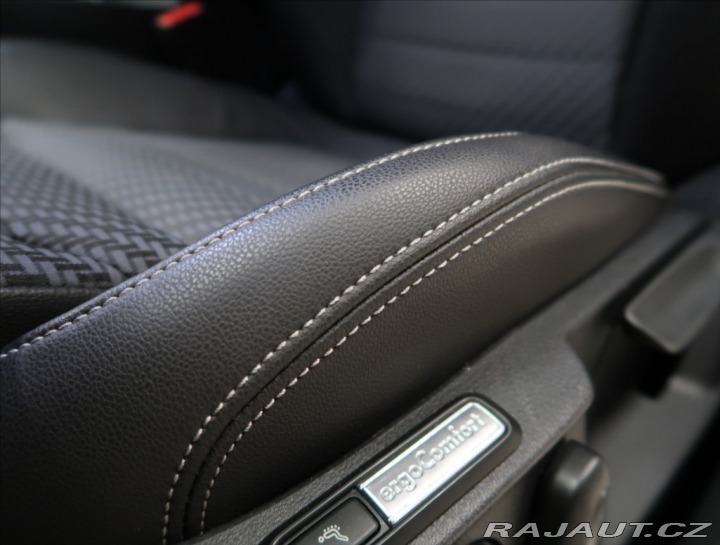 Volkswagen Passat 2,0 TDI DSG 4 MOTION R-LI 2021