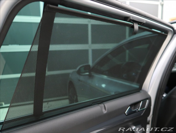 Volkswagen Passat 2,0 TDI DSG 4 MOTION R-LI 2021