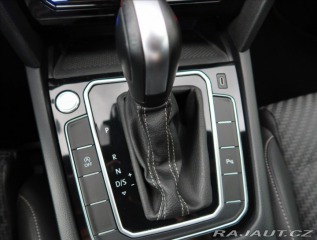 Volkswagen Passat 2,0 TDI DSG 4 MOTION R-Li 2021