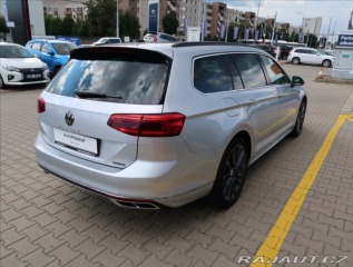 Volkswagen Passat 2,0 TDI DSG 4 MOTION R-Li 2021