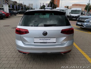 Volkswagen Passat 2,0 TDI DSG 4 MOTION R-Li 2021