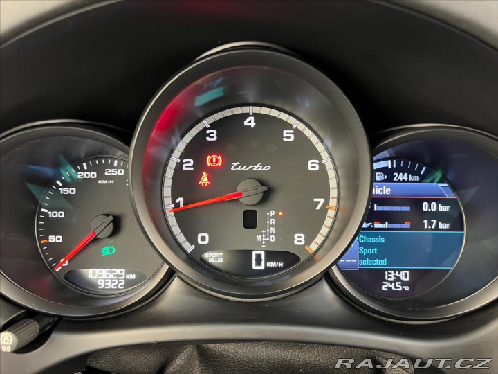 Porsche Macan TURBO CHRONO, BOSE, PANOR 2014