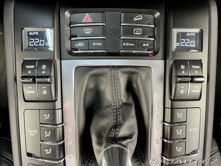 Porsche Macan TURBO CHRONO, BOSE, PANOR 2014