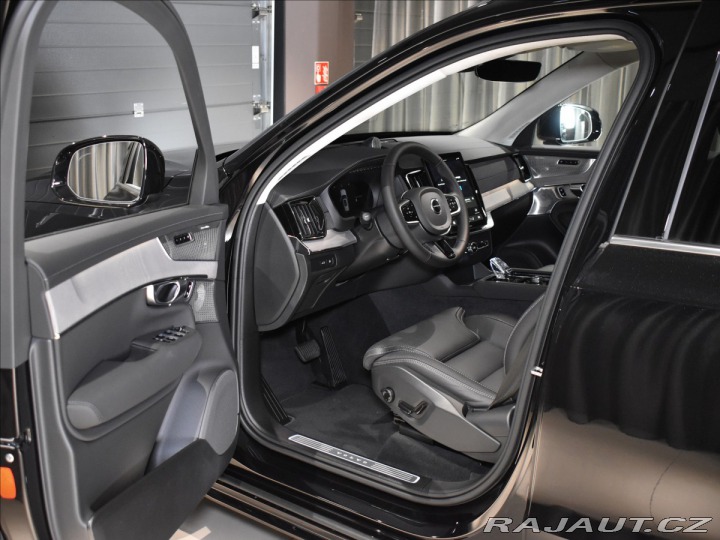 Volvo XC90 2,0 T8  Ultra Bright 2025
