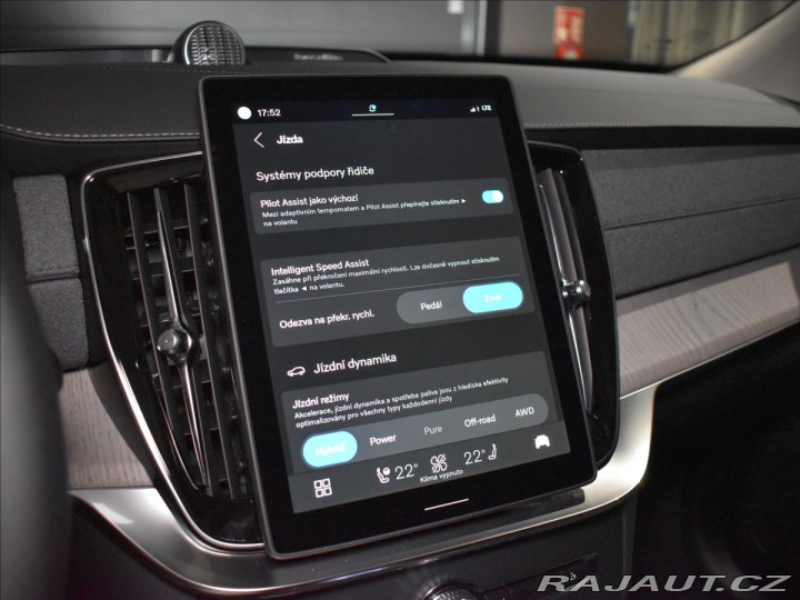 Volvo XC90 2,0 T8  Ultra Bright 2025