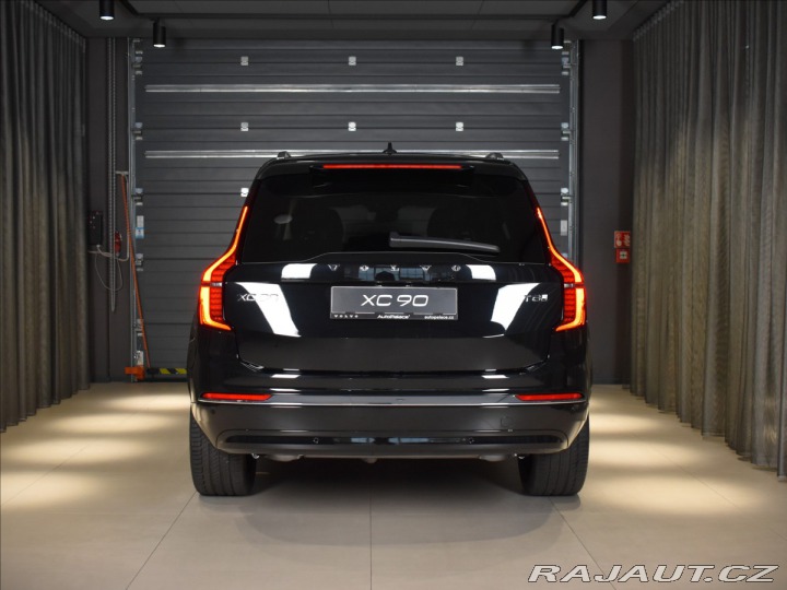 Volvo XC90 2,0 T8  Ultra Bright 2025