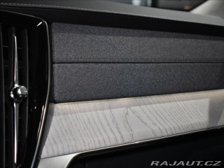 Volvo XC90 2,0 T8  Ultra Bright 2025