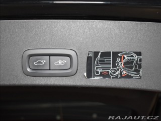 Volvo XC40 2,0 R-DESIGN AWD Panorama 2018