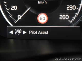 Volvo XC40 2,0 R-DESIGN AWD Panorama 2018