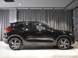 Volvo XC40 2,0 R-DESIGN AWD Panorama 2018