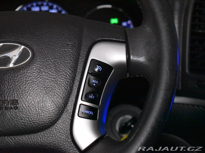 Hyundai Santa Fe 2,2 TV,Vyhř sedačky,Klima 2011