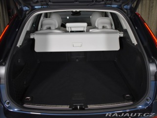 Volvo XC60 2,0 AWD PLUS BLIS,Bezklíč 2024