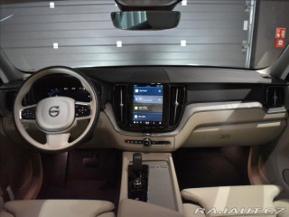 Volvo XC60 2,0 AWD PLUS BLIS,Bezklíč 2024