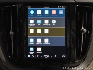 Volvo XC60 2,0 AWD PLUS BLIS,Bezklíč 2024