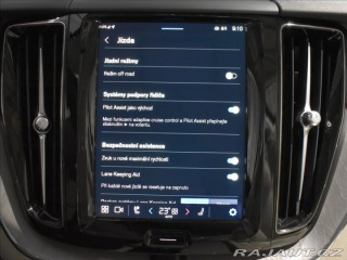 Volvo XC60 2,0 AWD PLUS BLIS,Bezklíč 2024