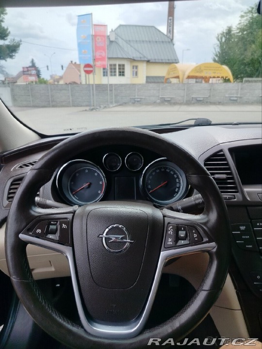 Opel Insignia CDTI automat 1800