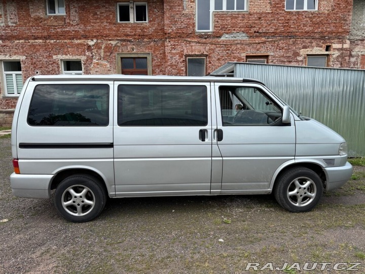 Volkswagen Multivan 2,5 tdi 75kw 1800