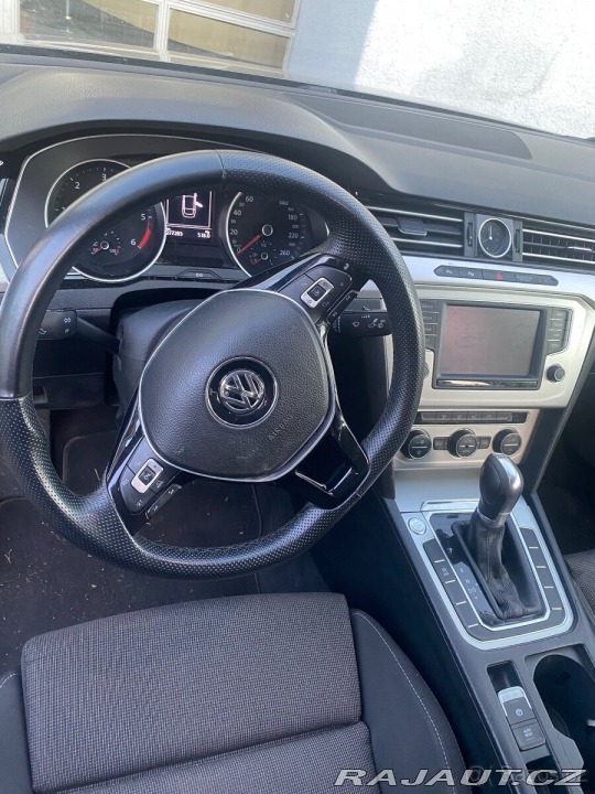 Volkswagen Passat 1,6   B8 rok 2015 2015