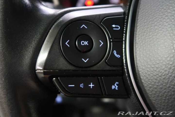Toyota Corolla 1,2Turbo,CZ,1Maj,Comfort 2021