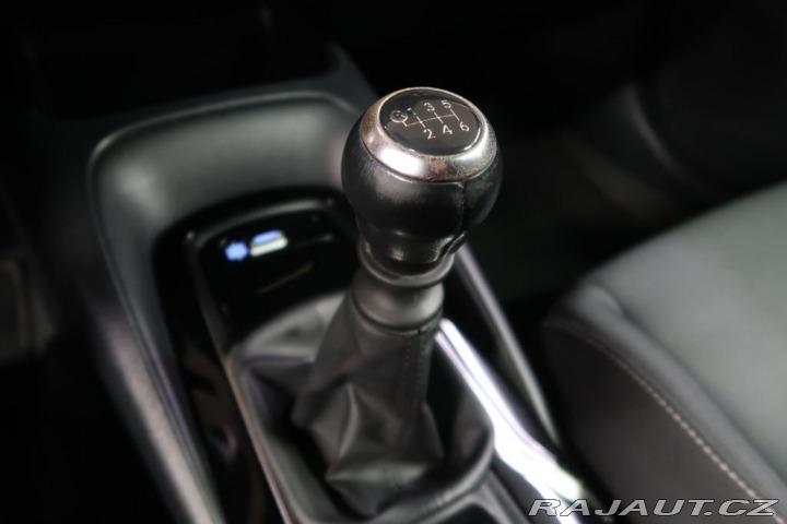 Toyota Corolla 1,2Turbo,CZ,1Maj, 2021