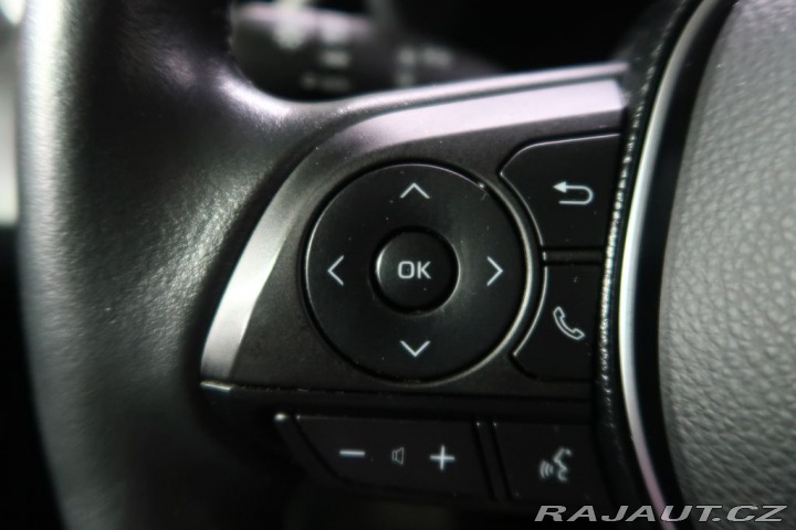 Toyota Corolla 1.5Dynamic.CZ,Comfort Sty 2021