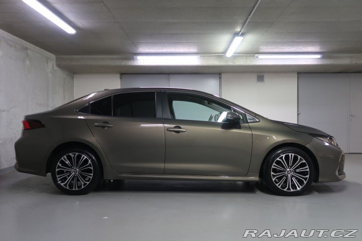Toyota Corolla 1.5Dynamic.CZ,Comfort Sty 2021