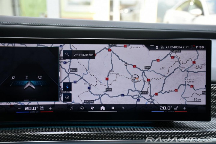 BMW i7 M70 XD B&W HUD THEATR 2023