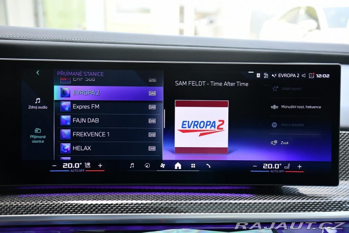 BMW i7 M70 XD B&W HUD THEATR 2023