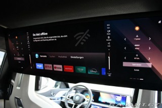BMW i7 M70 XD B&W HUD THEATR 2023