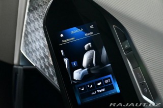 BMW i7 M70 XD B&W HUD THEATR 2023
