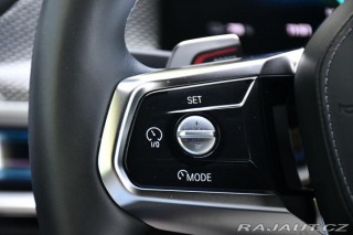 BMW i7 M70 XD B&W HUD THEATR 2023