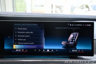 BMW i7 M70 XD B&W HUD THEATR 2023