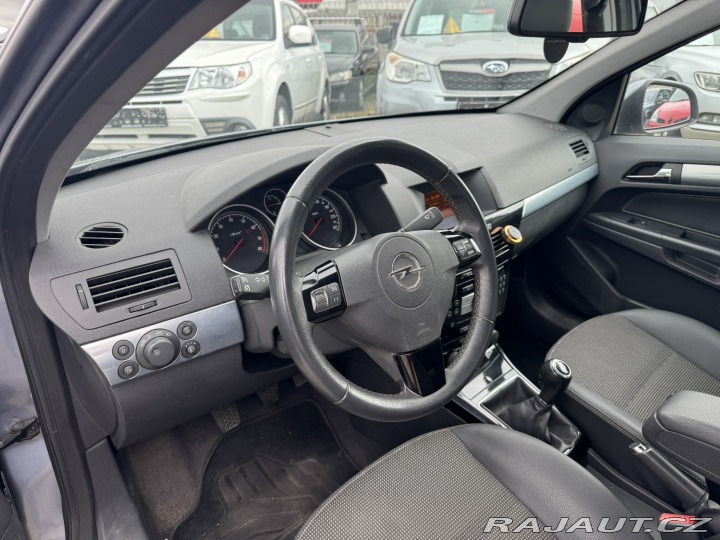 Opel Astra 1,6 85 KW TAŽNÉ 2010