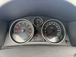 Opel Astra 1,6 85 KW TAŽNÉ 2010