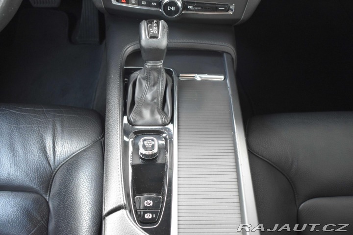 Volvo V90 D4*140kW*HARMAN/KARDON*AC 2019